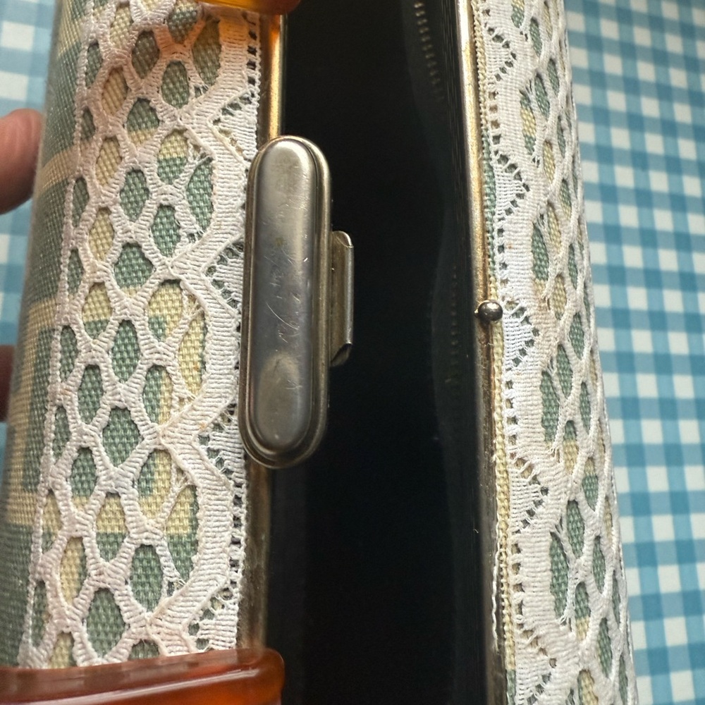 One-of-a-Kind Vintage Clamshell Open Purse Blue Cream Fabric - Picture 7 of 10